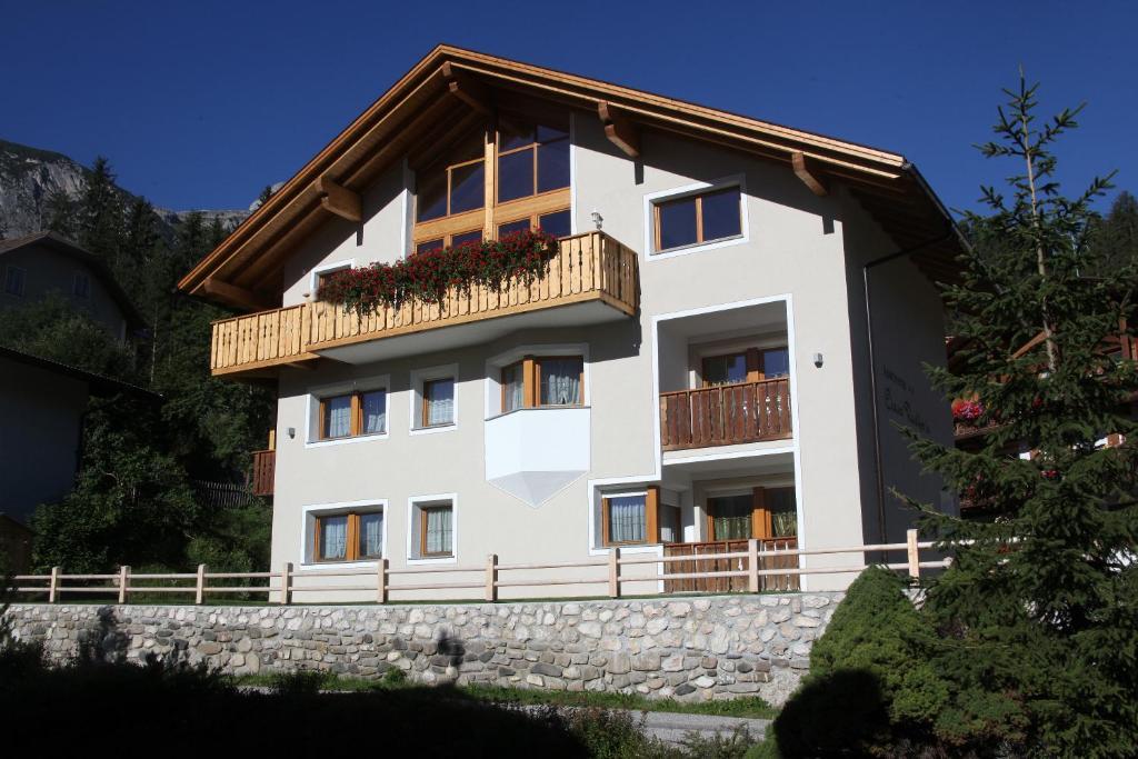 Ciasa Rudiferia Appartamenti In Alta Badia Badia (South Tyrol) Exterior foto