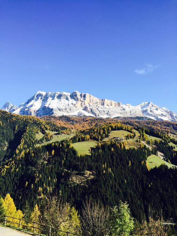 Ciasa Rudiferia Appartamenti In Alta Badia Badia (South Tyrol) Exterior foto