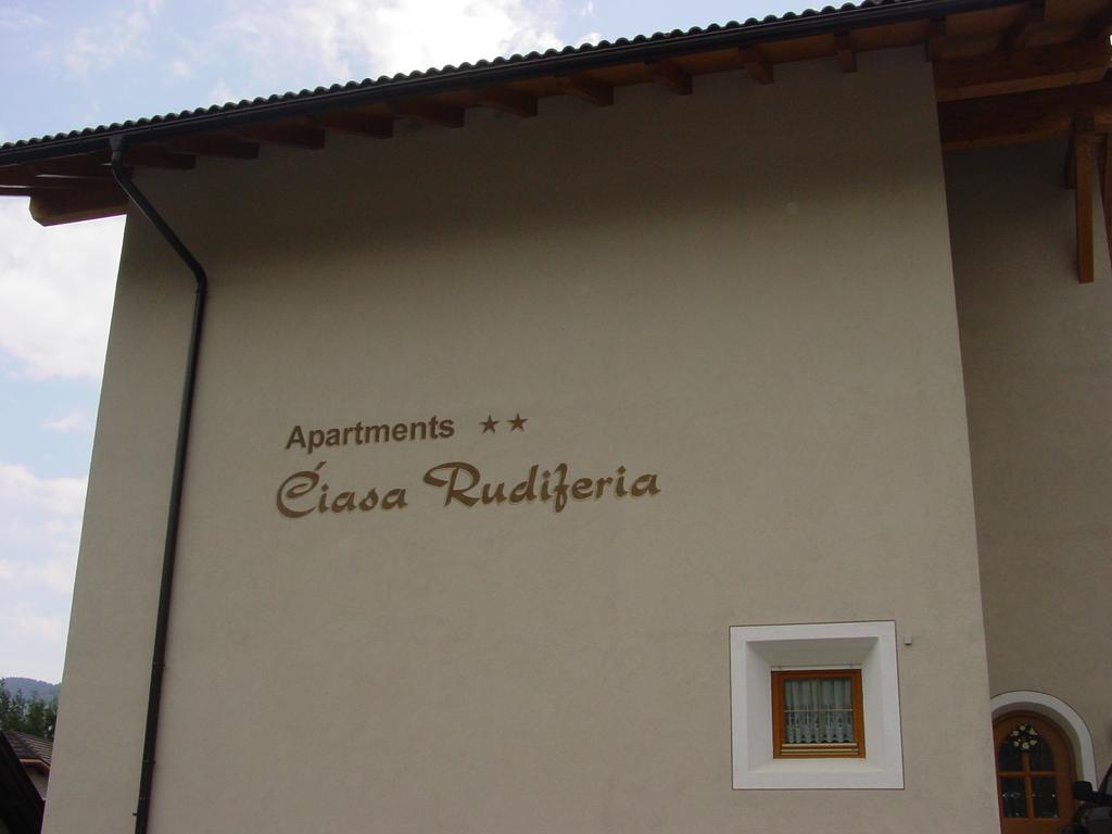 Ciasa Rudiferia Appartamenti In Alta Badia Badia (South Tyrol) Exterior foto